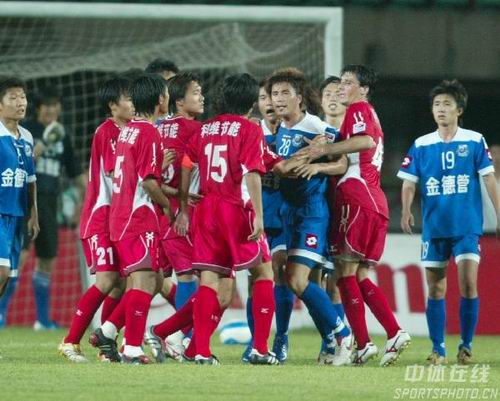 郭艾伦时刻重演 山东国手单场25分拯救邱彪