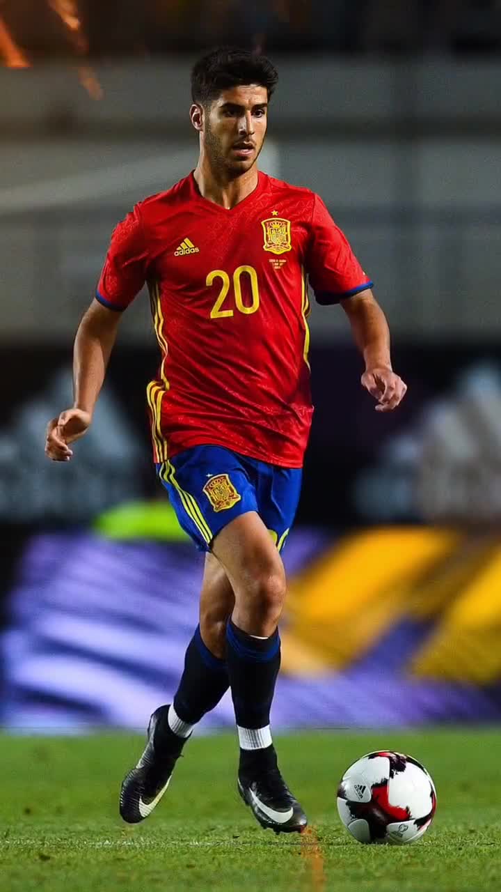 哲凯赖什遭基恩炮轰：“水货”表现难撑争冠大任！