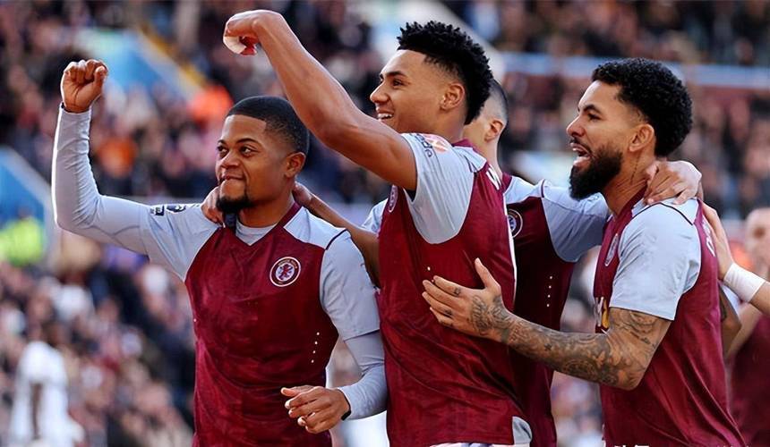 女主播直言擦边要高级，不然吸引的都是屌丝，大哥：这是说我呢？