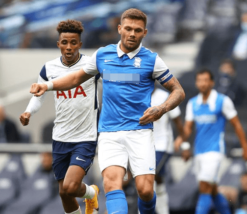 福登英超对曼联进7球，仅次于对布莱顿8球