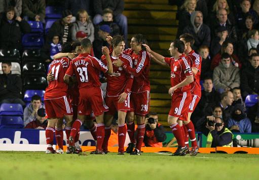 活塞让了一套首发还能赢？斯图尔特31分打懵公牛，东部第一太稳了