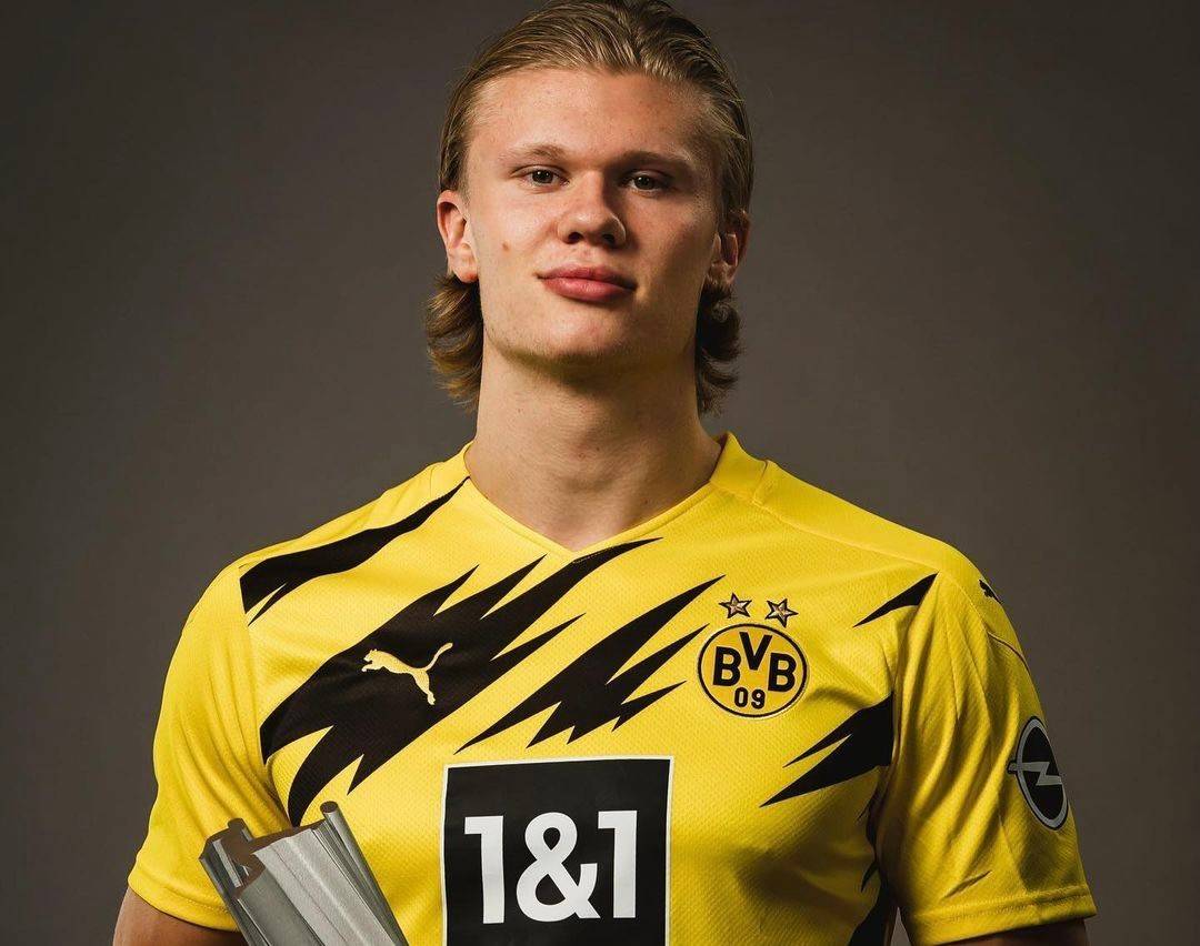 英超最新积分战报：两大豪门惨遭绝平，曼联丢分，阿森纳优势扩大