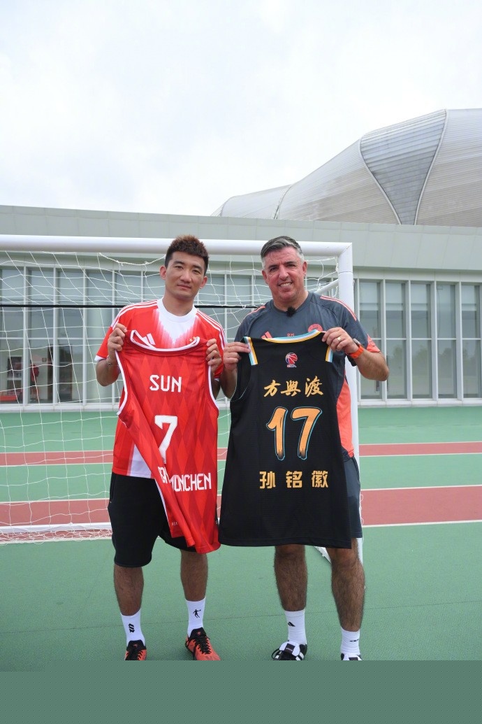 Steam类银河恶魔城新游《黄金废都》现已发售！首发85折！