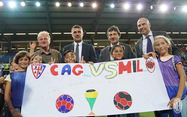 身材火辣气质出众！杨幂成为《晶核》手游的代言人！