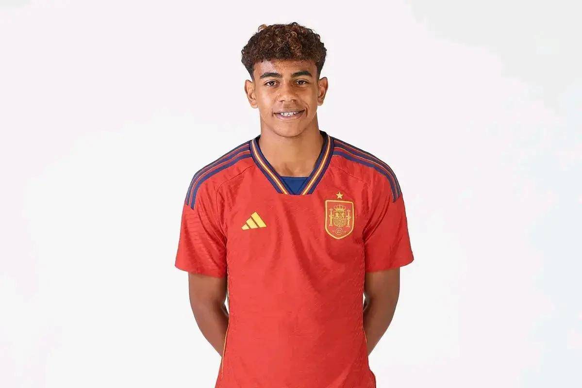 科比·怀特因小腿伤势无缘公牛对阵火箭比赛，交易前景蒙上阴影