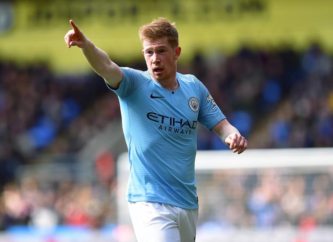 [国内足球]林良铭头球摆渡 法比奥单刀推射破门